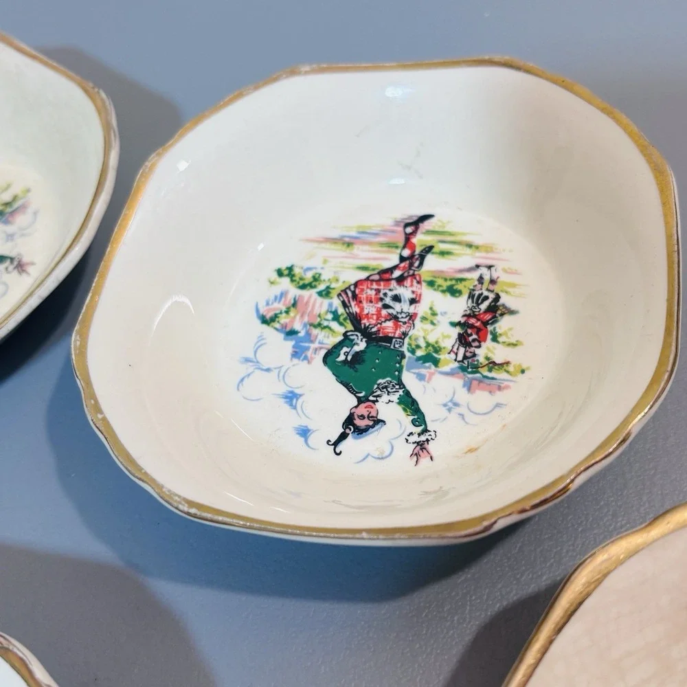 Set of 4 Scottish Trinket Bowls Vintage Bagpiper & Man In Kilt Gold Trim Glasgow
